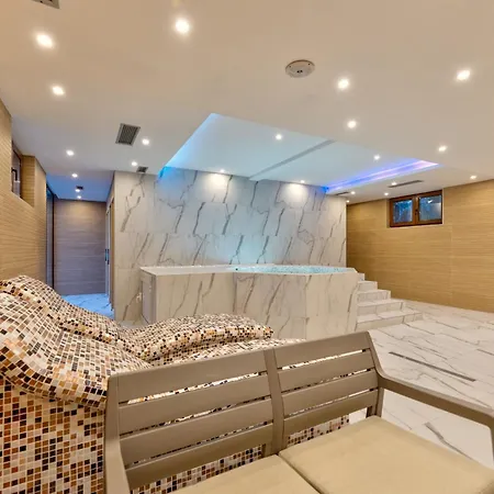 Premija Spa, Luxury & *